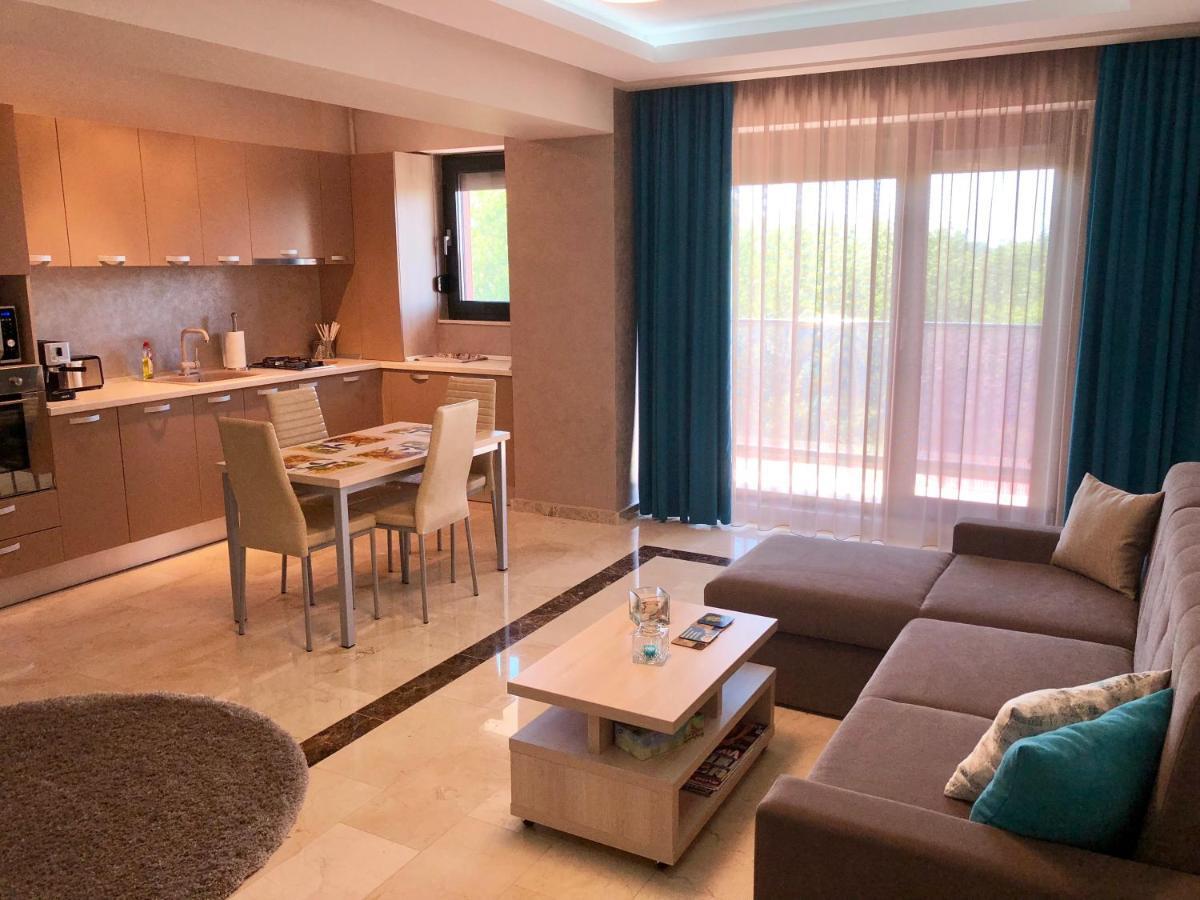 Sophia 3 Luxury Apartments مامايا المظهر الخارجي الصورة